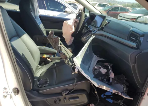 2025 Honda Odyssey Touring from USA, damaged, VIN 5FNRL6H80SB030499